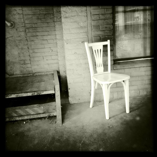 The epidemic / the needle ends another/ ravaged life too soon. // haikumages